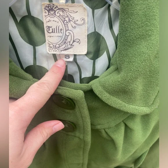 Tulle brand jacket w/ hood💚 Size small - Picture 3 of 6